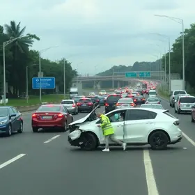 engavetamento rodovia dos bandeirantes